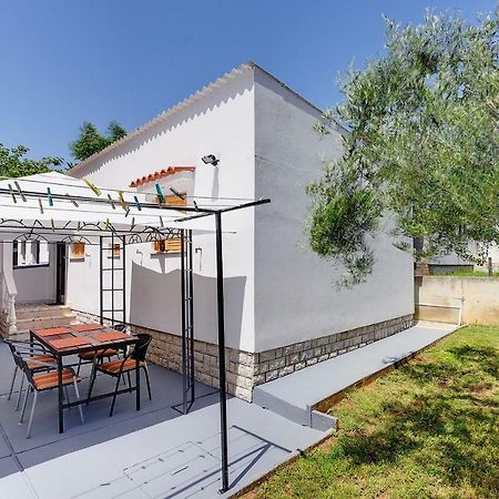 Holiday Home Mihael Медулин Экстерьер фото